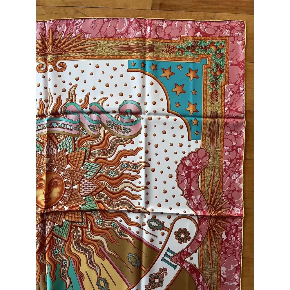 Hermès Gloria Soli Scarf 100% Silk 35.5”x35.5” NEW NWT Sun Old Money Luxury